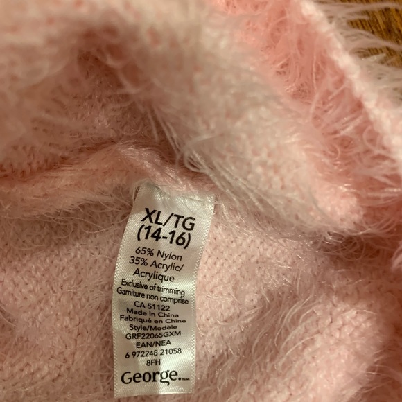 Sequin Reindeer Eyelash Sweater women XS/child XL NWOT - Picture 4 of 7